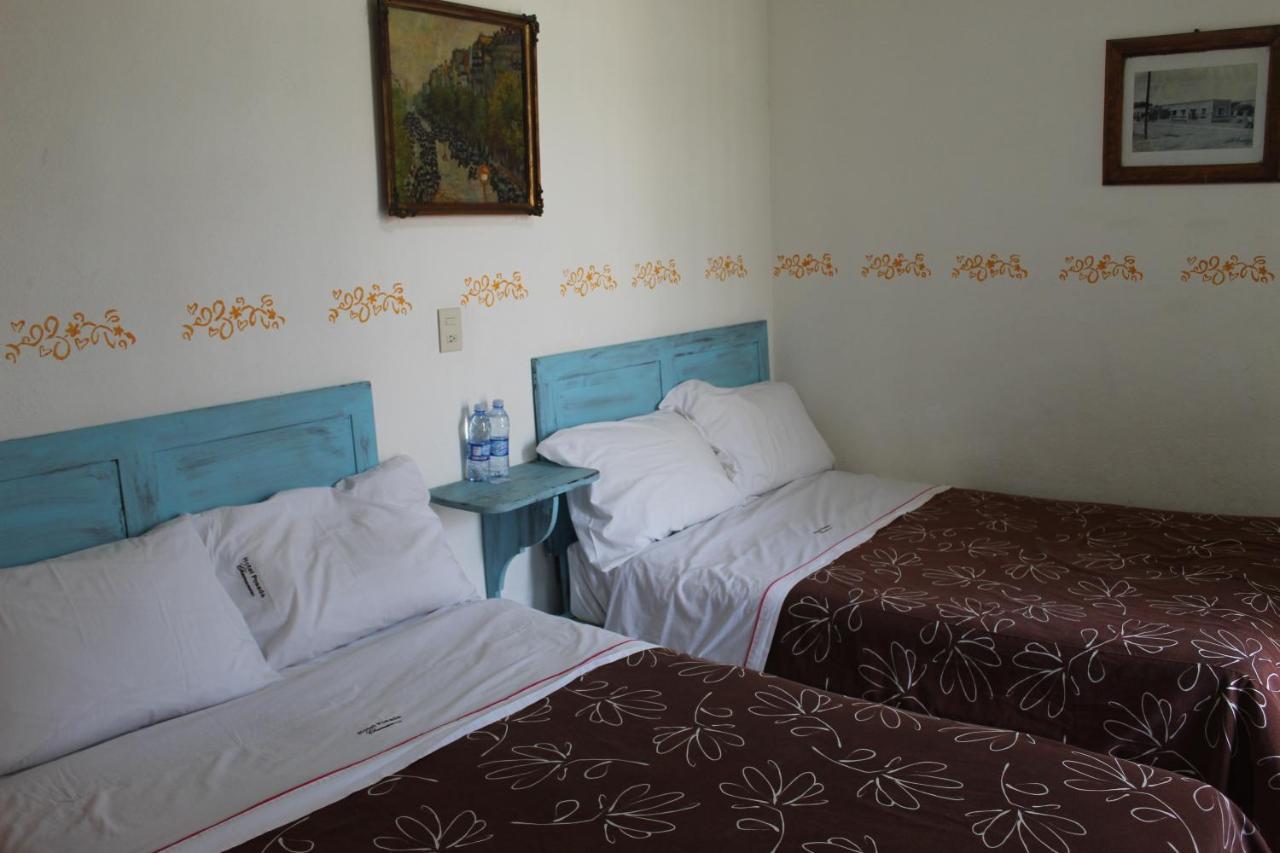 Hotel Posada Chamacuero Comonfort Εξωτερικό φωτογραφία
