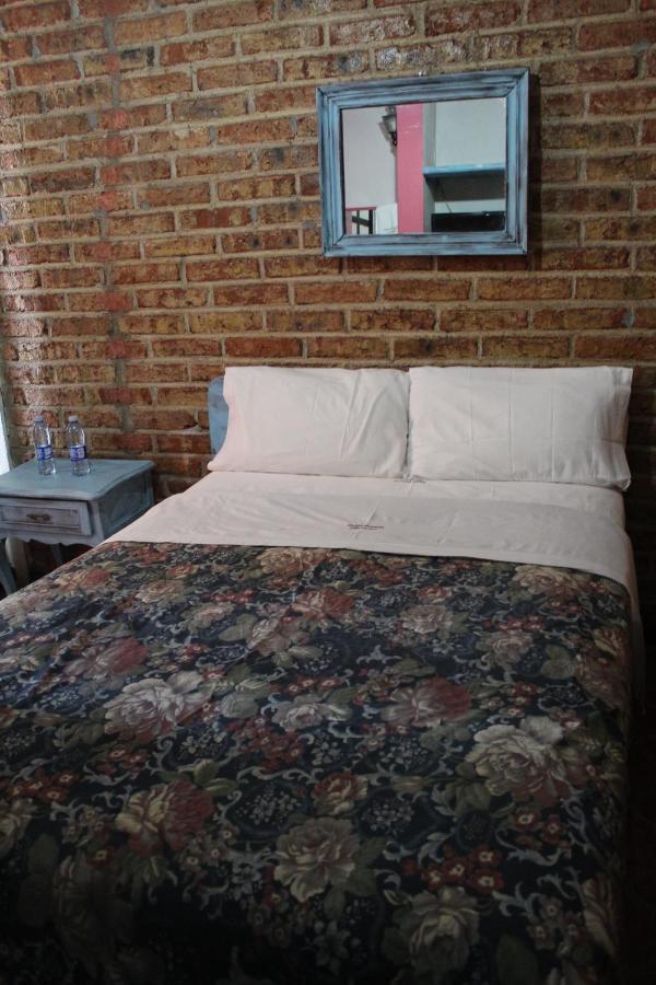 Hotel Posada Chamacuero Comonfort Εξωτερικό φωτογραφία
