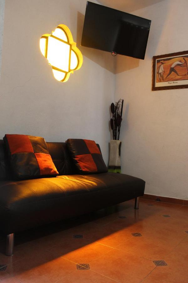 Hotel Posada Chamacuero Comonfort Εξωτερικό φωτογραφία