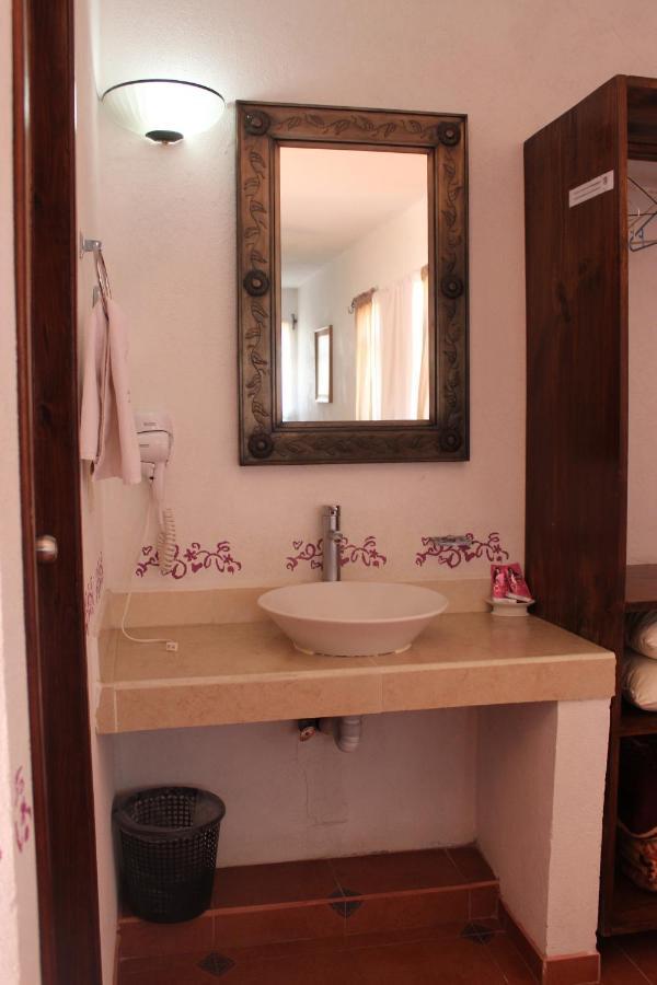 Hotel Posada Chamacuero Comonfort Εξωτερικό φωτογραφία
