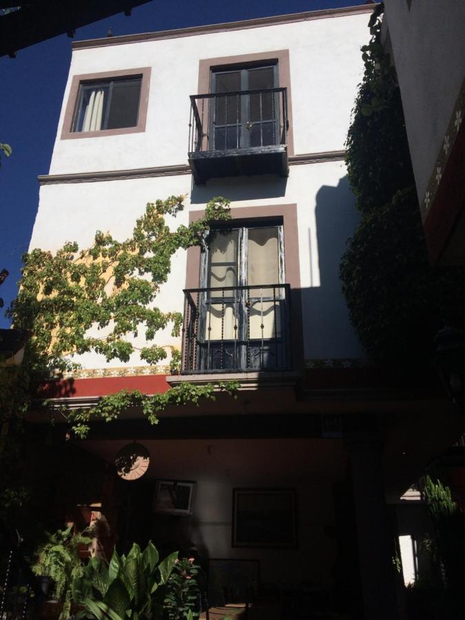 Hotel Posada Chamacuero Comonfort Εξωτερικό φωτογραφία